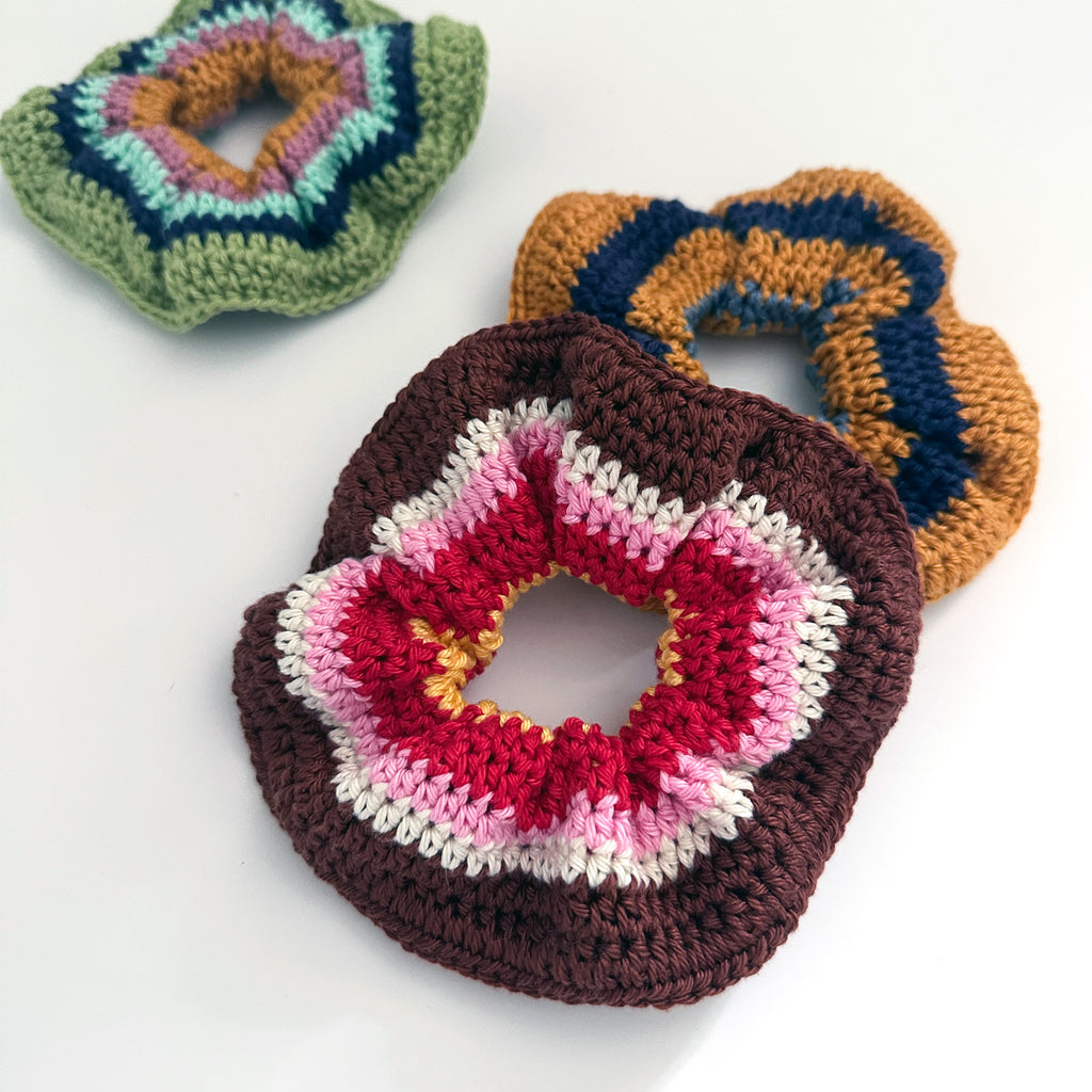 Dahlia Scrunchie