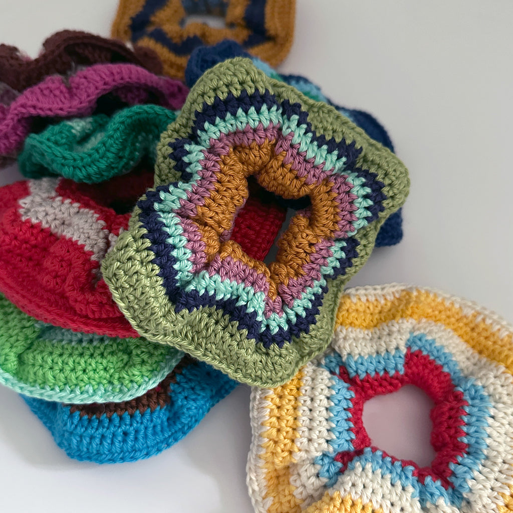 Tropical Scrunchie